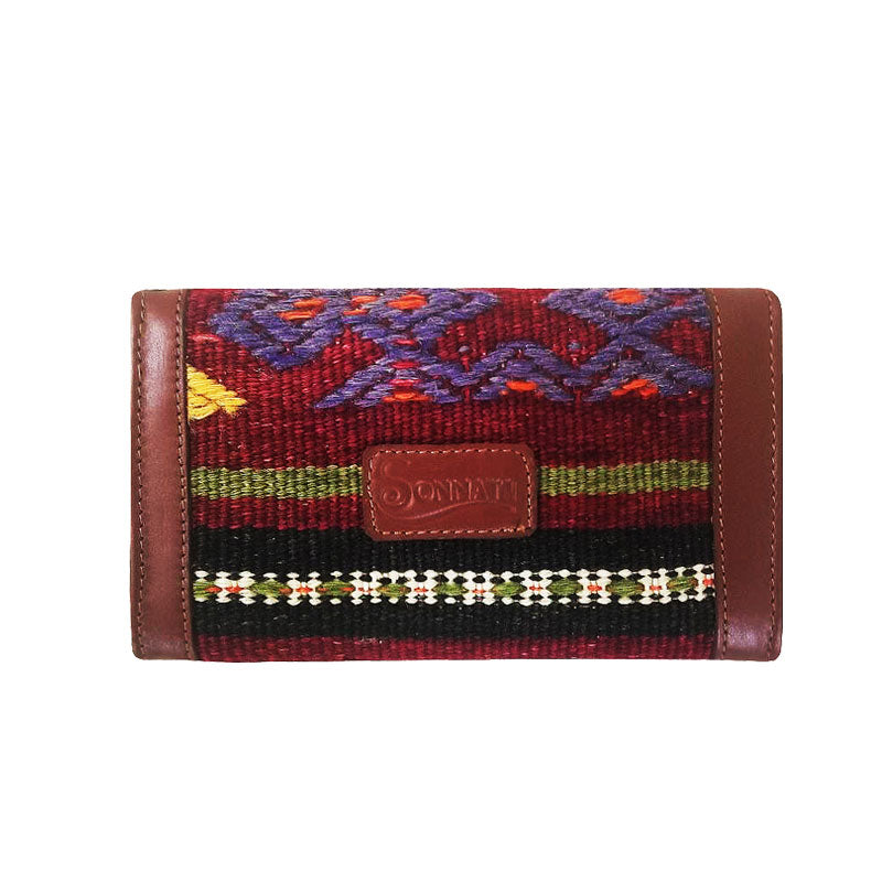 With SONNATI brand you can create your own unique & authentic style. Set the trend with handmade wool kilim bags and shoes (Bohemian Style).